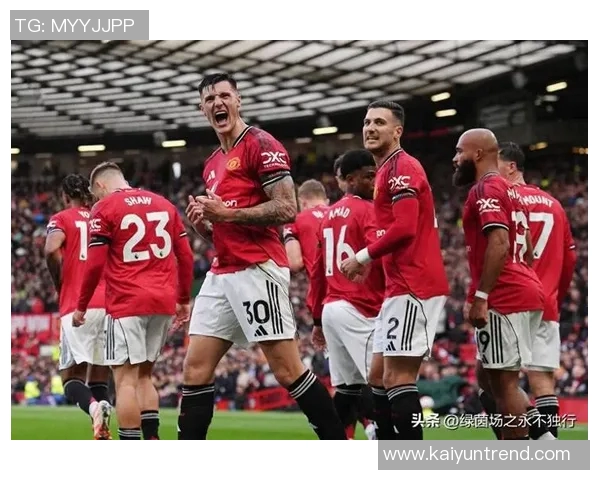 曼联对布莱顿首发预测：姆贝莫舍什科库尼亚组成锋线三叉戟