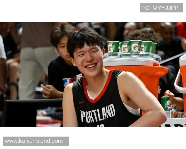 杨瀚森深入研究比赛录像逐渐领悟NBA精髓展现出色媒体人素养